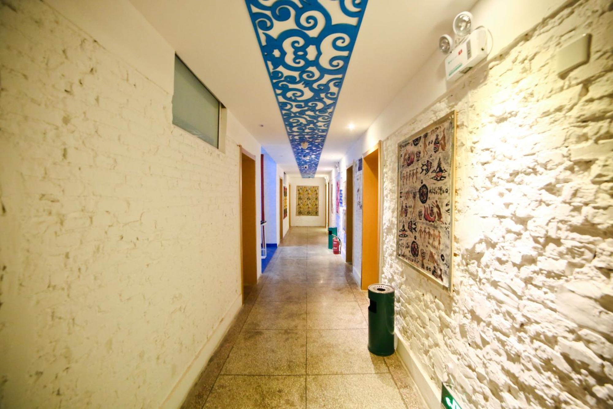 Luoyang Heartland International Youth Hostel Exterior photo